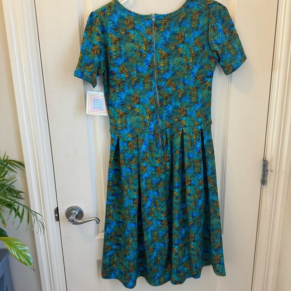 LuLaRoe NWT Amelia Dress | Size S - Picture 6 of 6